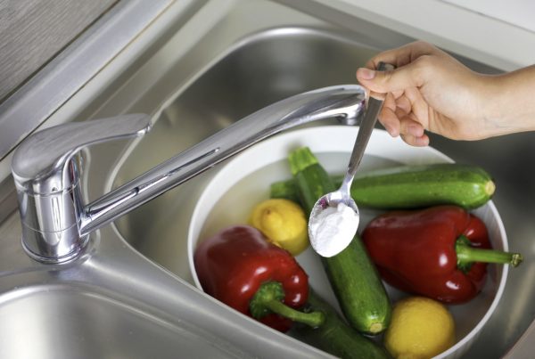 洗菜要不要加小蘇打粉或醋，來去除農藥？