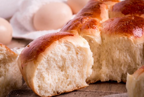 麵包為什麼有些很鬆軟、放了一兩天也不會變硬呢？